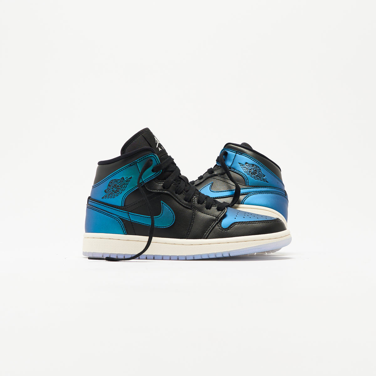 Nike WMNS Air Jordan 1 Mid - Black / Multi