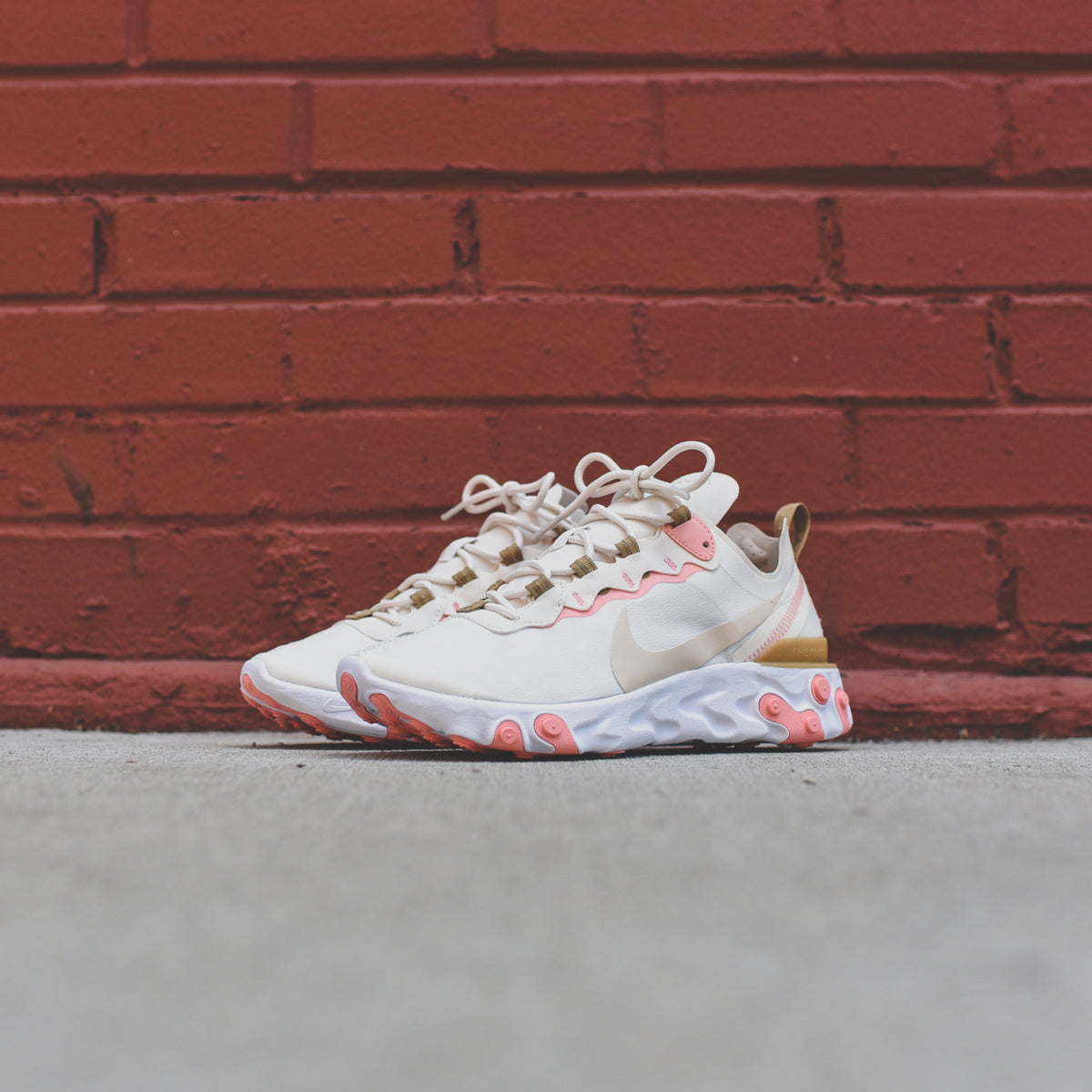 Nike WMNS React Element 55 - Phantom / Light Orewood
