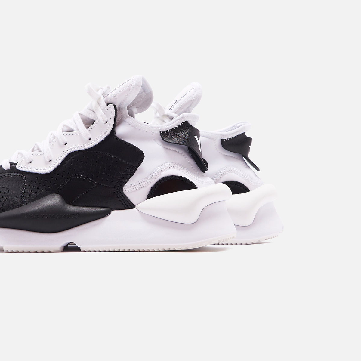 Y-3 Kaiwa - Black / White