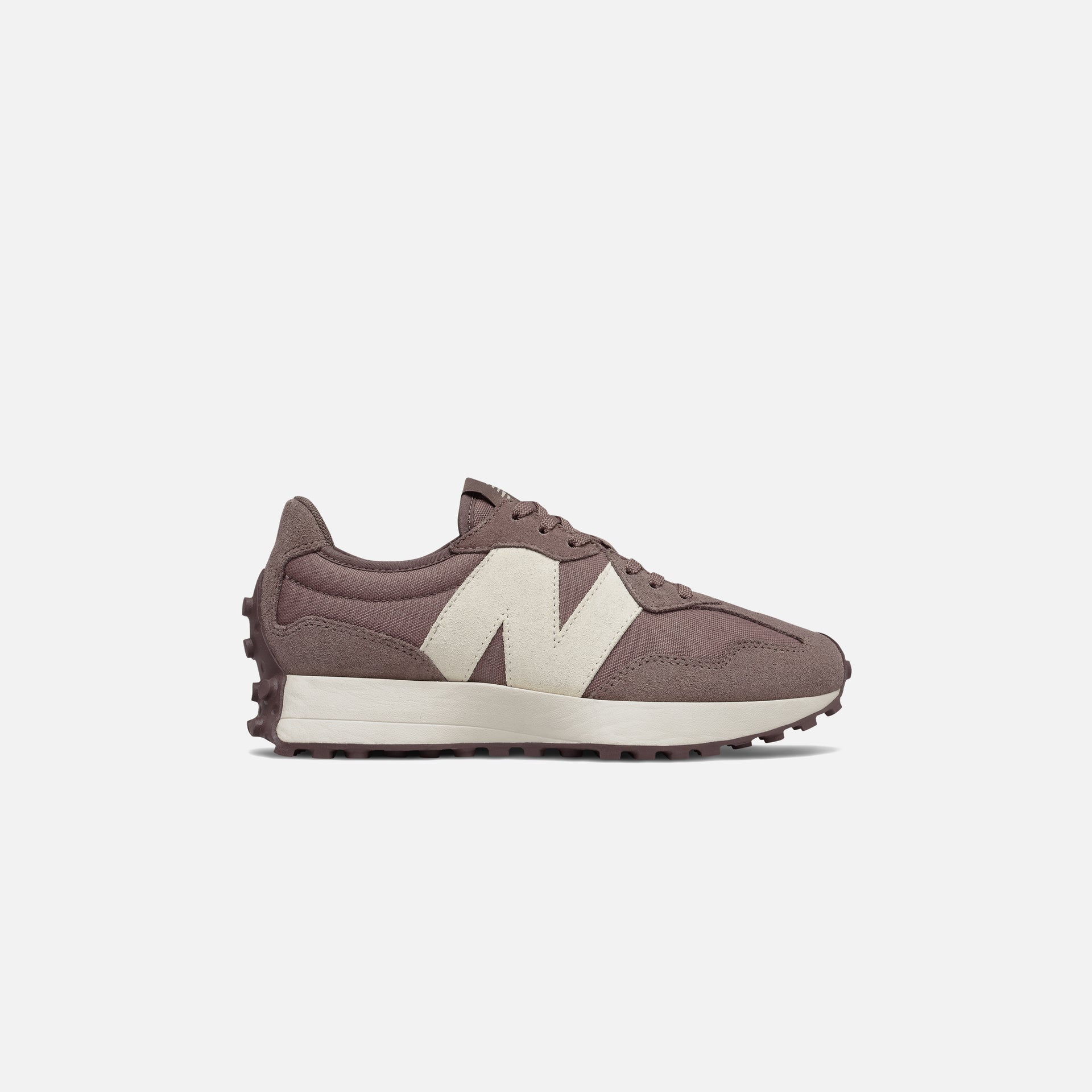 New Balance WMNS 327 - Black Fig / Sea Salt